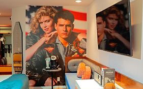 The Hollywood Franklin Hotel Near Universal Studios